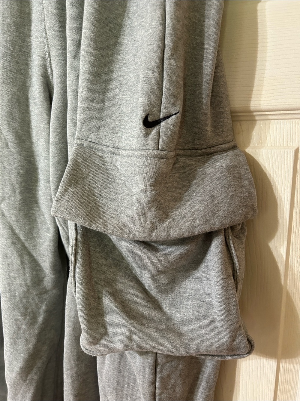 Nike Wide Leg Cargo Crops - Picture 4 of 7